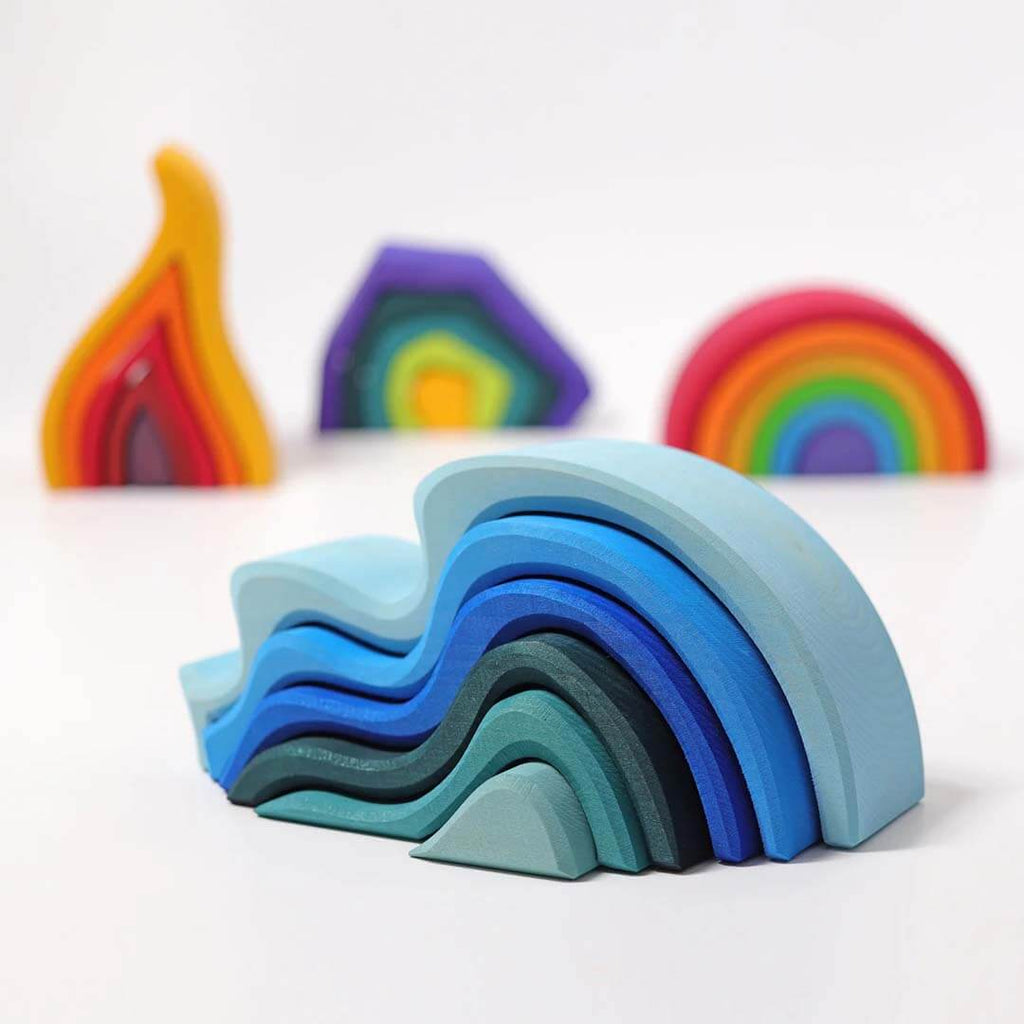 Water Waves Nesting Blocks