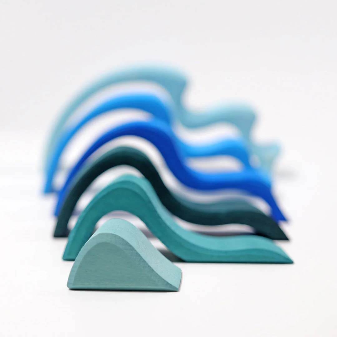 Water Waves Nesting Blocks
