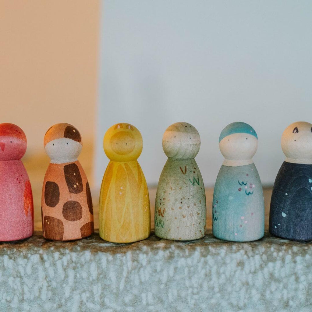 Animal Crew Wooden Nins Set