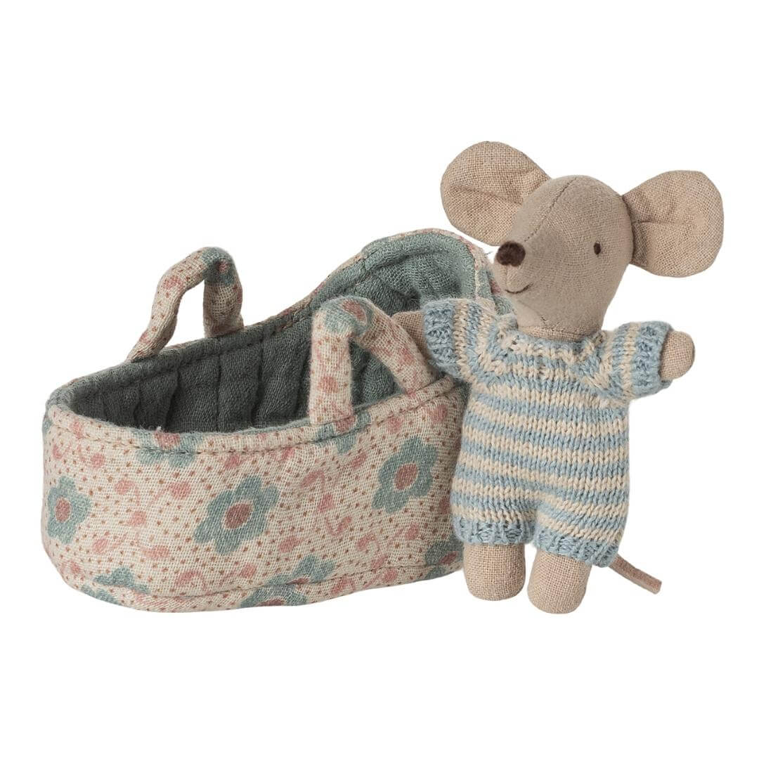 Baby Mouse in Carry Cot