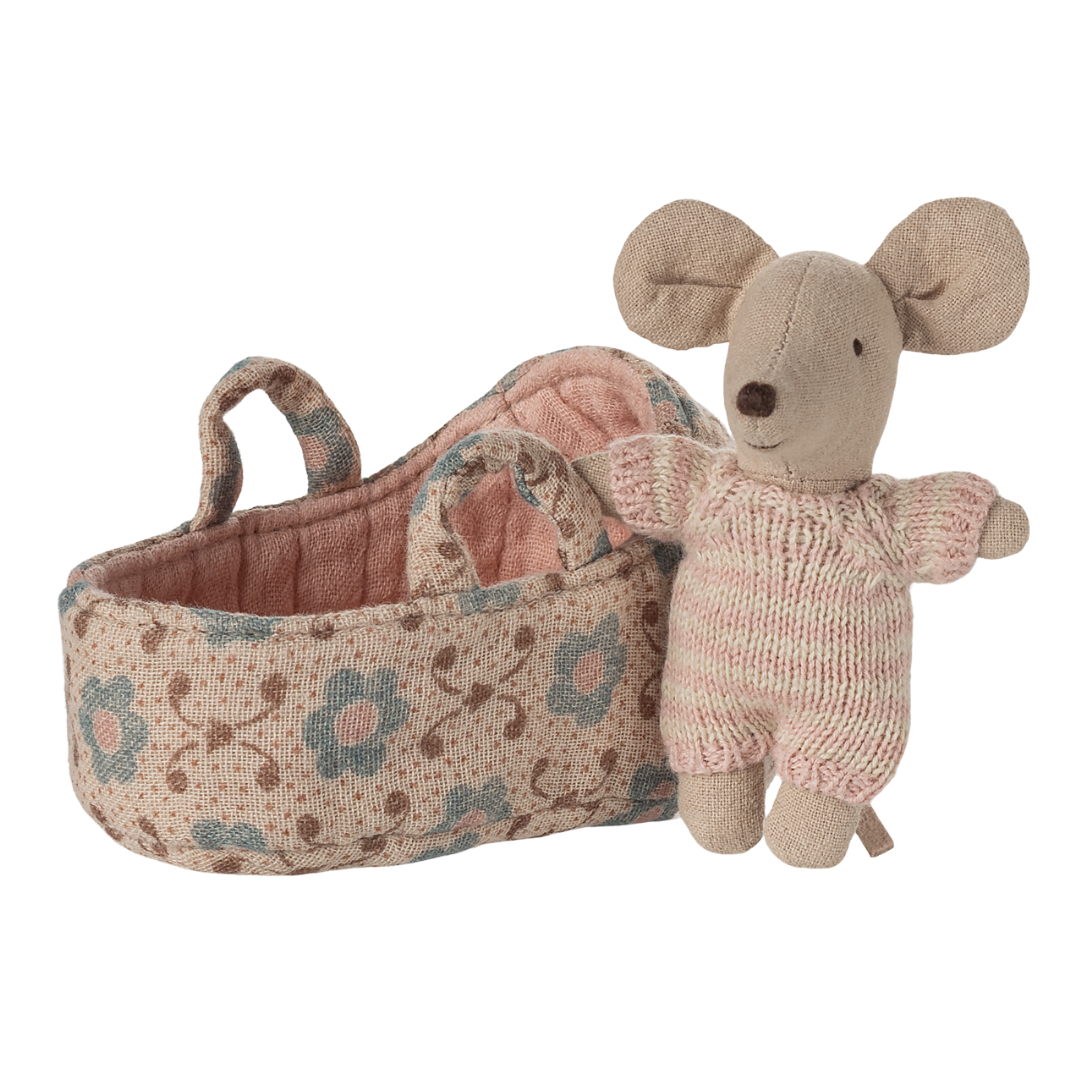 Baby Mouse in Carry Cot